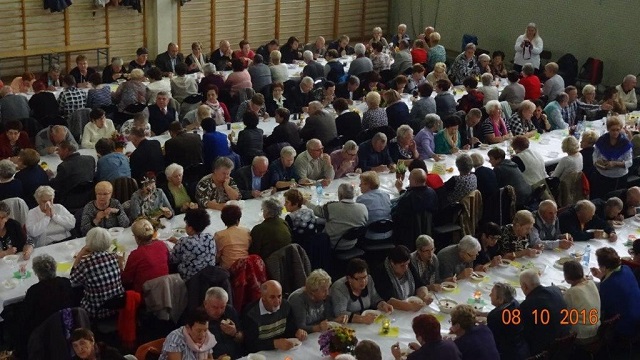 010 2016.10 08 II Piknik Seniorow 1