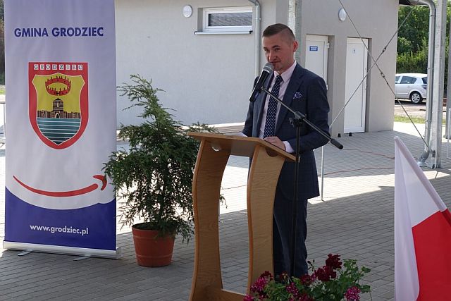 003 219.08.26 gminne targowisko male