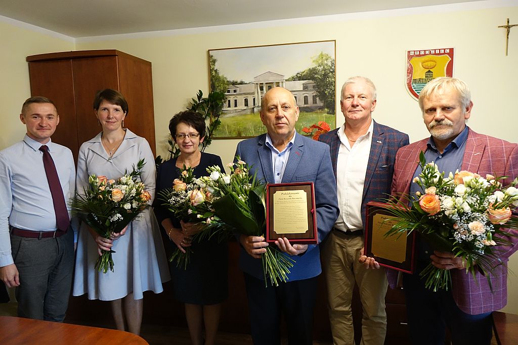 Nowi dyrektorzy podstawówek w Lipicach i Biskupicach - zdjęcie 1