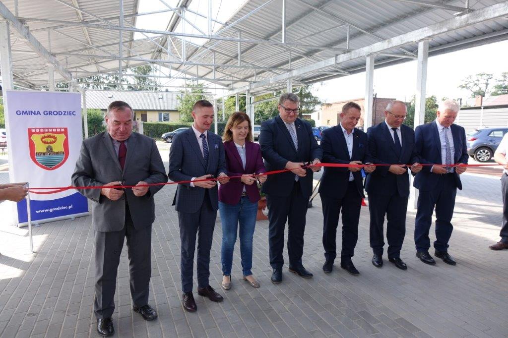 Otwarcie placu targowego w Grodźcu