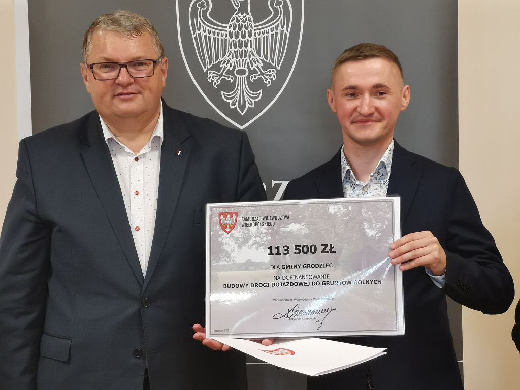 1Pozyskano kolejne środki dla naszej Gminy! - zdjęcie 1