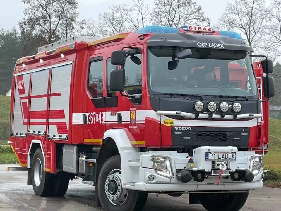 GRODZIEC. Nowy samochód ratowniczo-gaśniczy dla OSP Lądek - zdjęcie 1