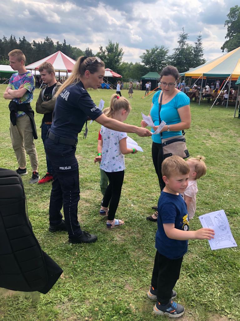 Kolorowy i radosny – profilaktyczny Dzień Dziecka w Lipicach - zdjęcie 10