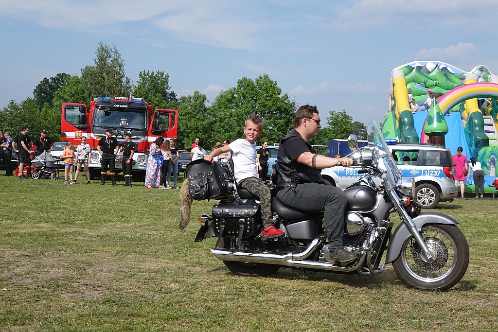 Kolorowy i radosny – profilaktyczny Dzień Dziecka w Lipicach - zdjęcie 11