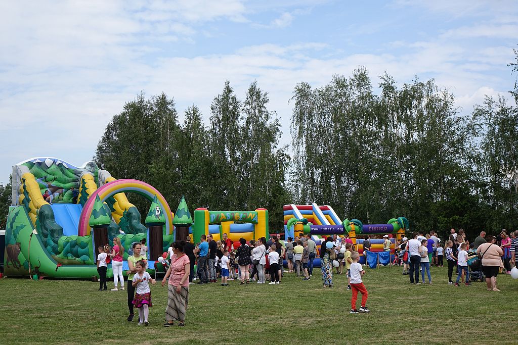 Kolorowy i radosny – profilaktyczny Dzień Dziecka w Lipicach - zdjęcie 4