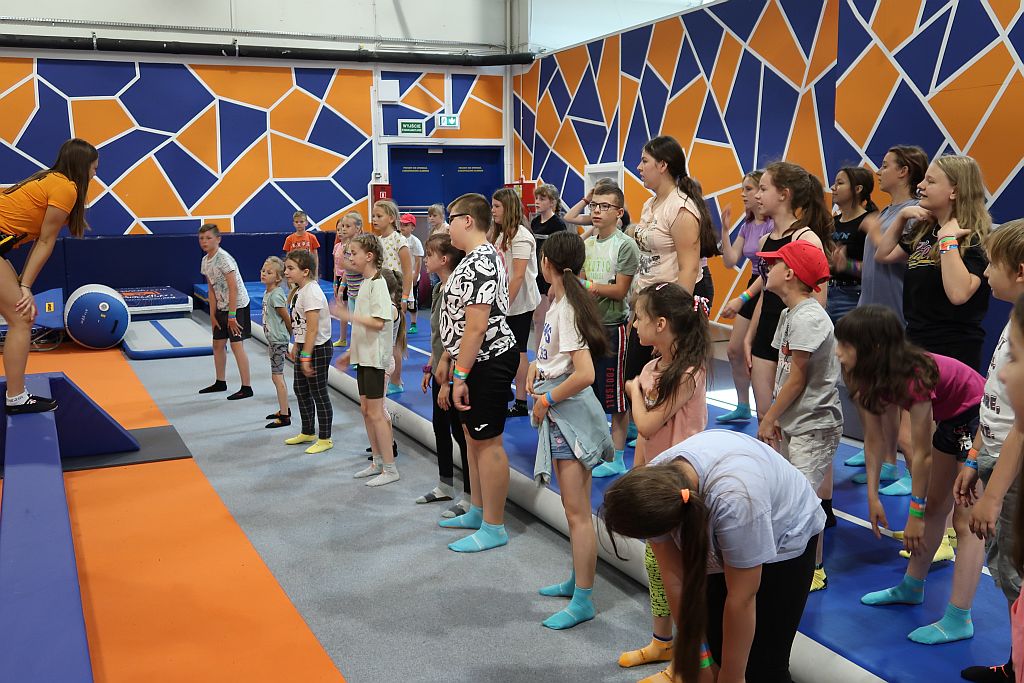 Wrócili cali, zmęczeni i szczęśliwi! - półkolonie letnie 2022 - zdjęcie 4