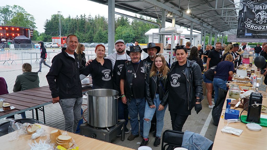 Piknik Motocyklowy w Grodźcu – ryk silników i wspaniała zabawa - zdjęcie 3