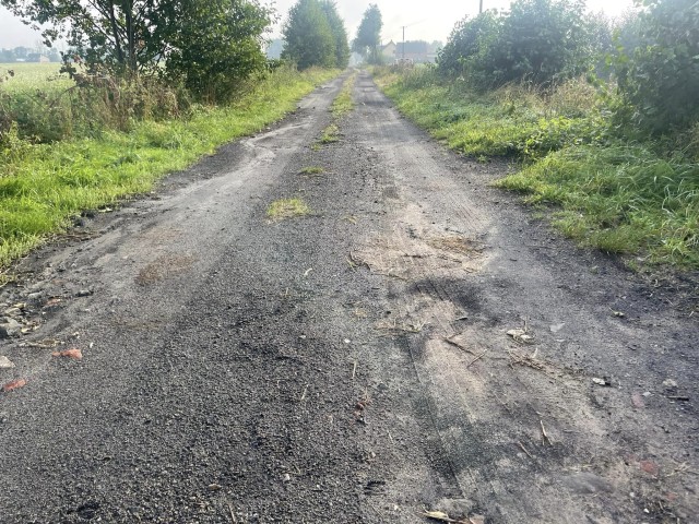 Podpisano umowę na przebudowę drogi w miejscowości Lądek - zdjęcie 2