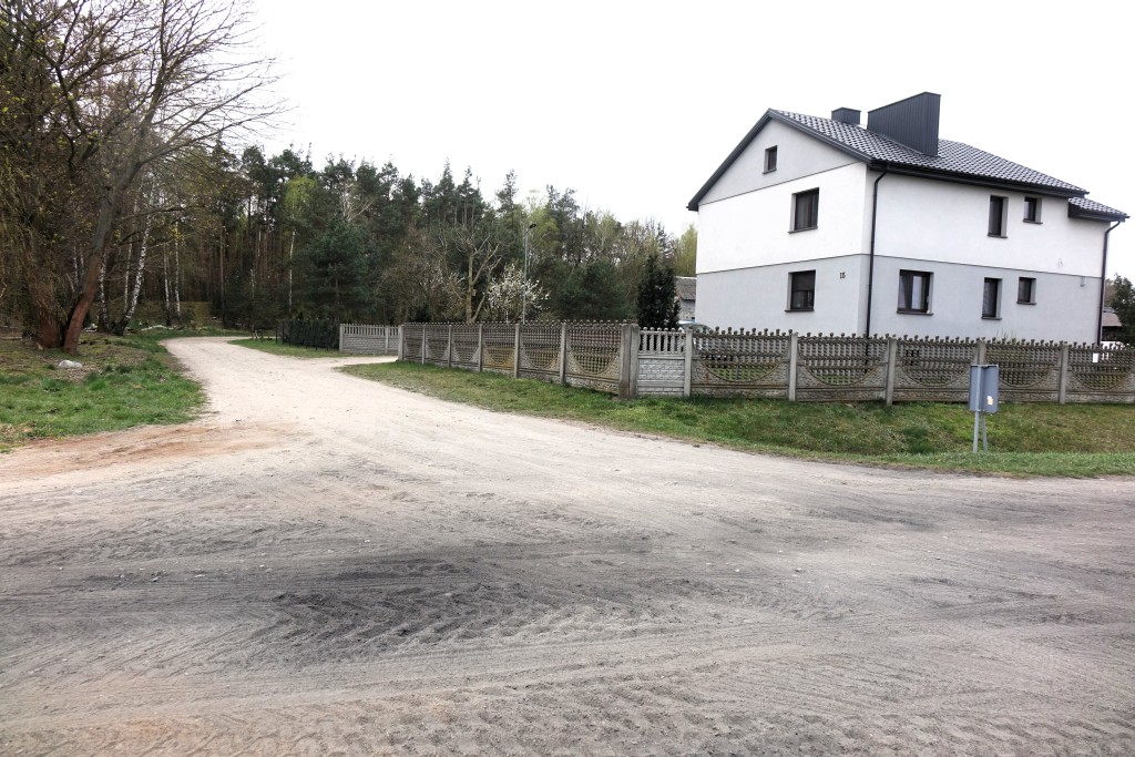 Budowy kanalizacji sanitarnej w Grodźcu ciąg dalszy - zdjęcie 5