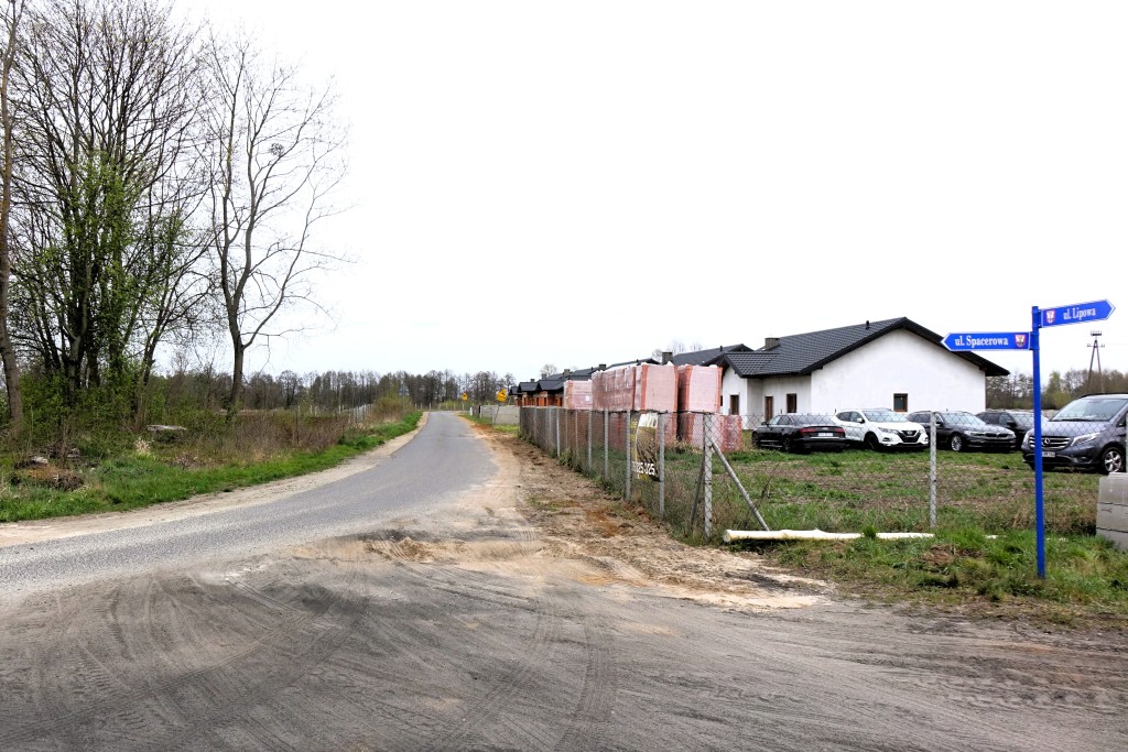 Budowy kanalizacji sanitarnej w Grodźcu ciąg dalszy - zdjęcie 6