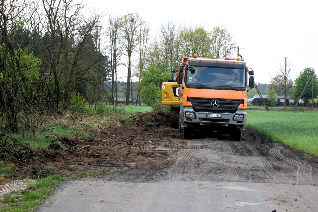 Drugi etap przebudowy drogi w Nowych Grądach rozpoczęty! - zdjęcie 2