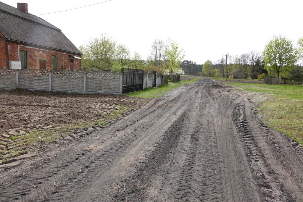 Drugi etap przebudowy drogi w Nowych Grądach rozpoczęty! - zdjęcie 4