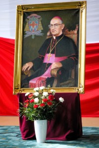 Konferencja naukowa i promocja książki „Sylwetka duchowa ks. abp. Bronisława Dąbrowskiego” - zdjęcie 1