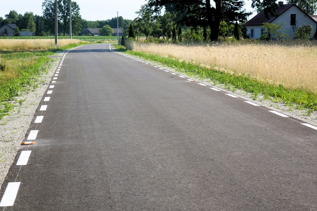 Przebudowa drogi w Nowych Grądach zakończona! - zdjęcie 4