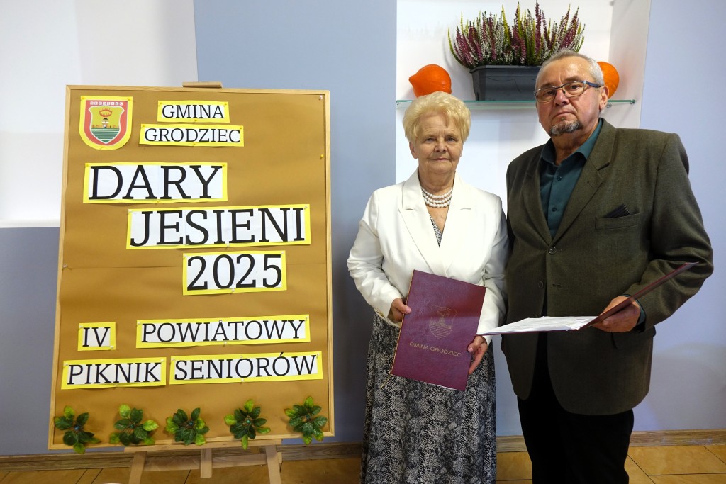 Piknik seniorów – czas radości i integracji - zdjęcie 1