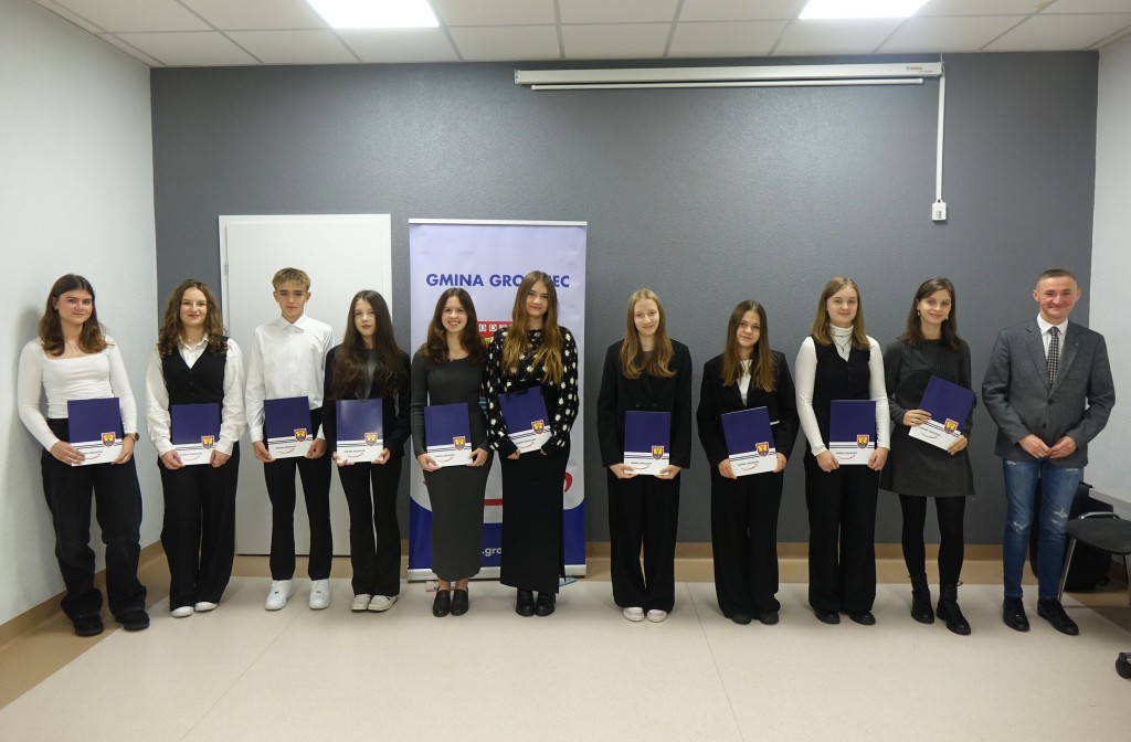 5. edycja grodzieckich stypendiów dla uczniów za nami! - zdjęcie 5