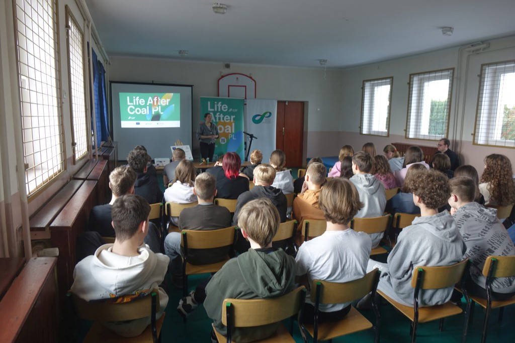 Warsztaty o elektromobilności w Szkole Podstawowej im. K. Makuszyńskiego - zdjęcie 3