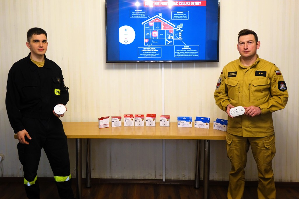 Czujki dymu i czadu trafiły do potrzebujących - zdjęcie 1