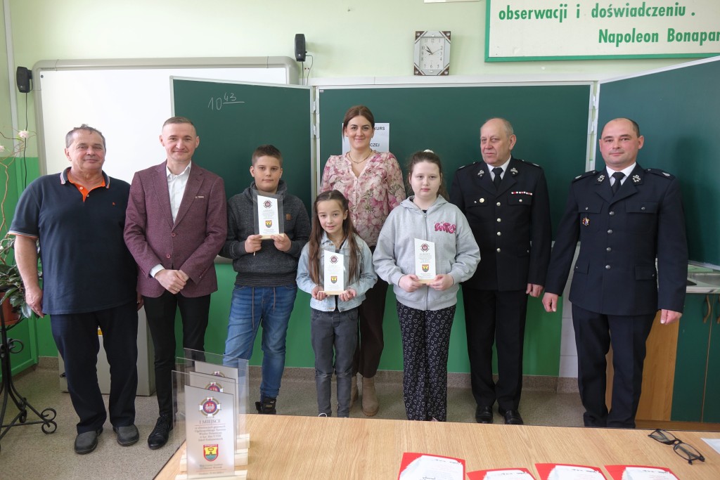 Gminne eliminacje Turnieju Wiedzy Pożarniczej w Grodźcu - zdjęcie 7