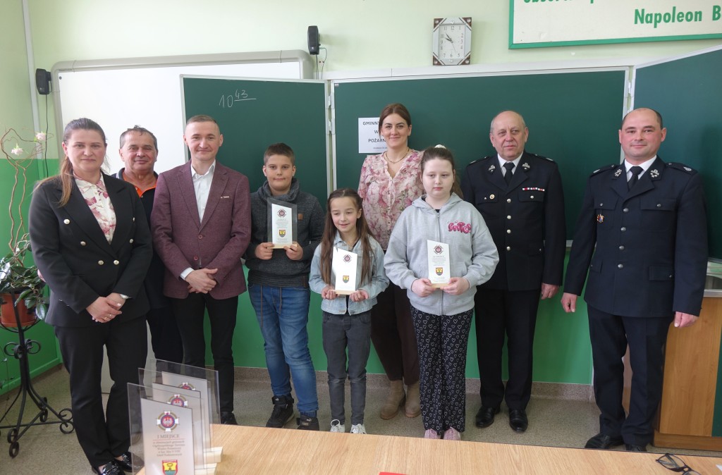 Gminne eliminacje Turnieju Wiedzy Pożarniczej w Grodźcu - zdjęcie 1