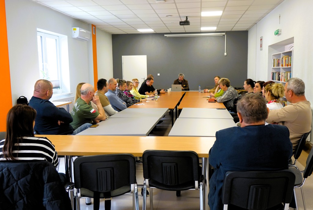 Sołtysi Gminy Grodziec szkolą się z nowych zasad funduszu sołeckiego - zdjęcie 1