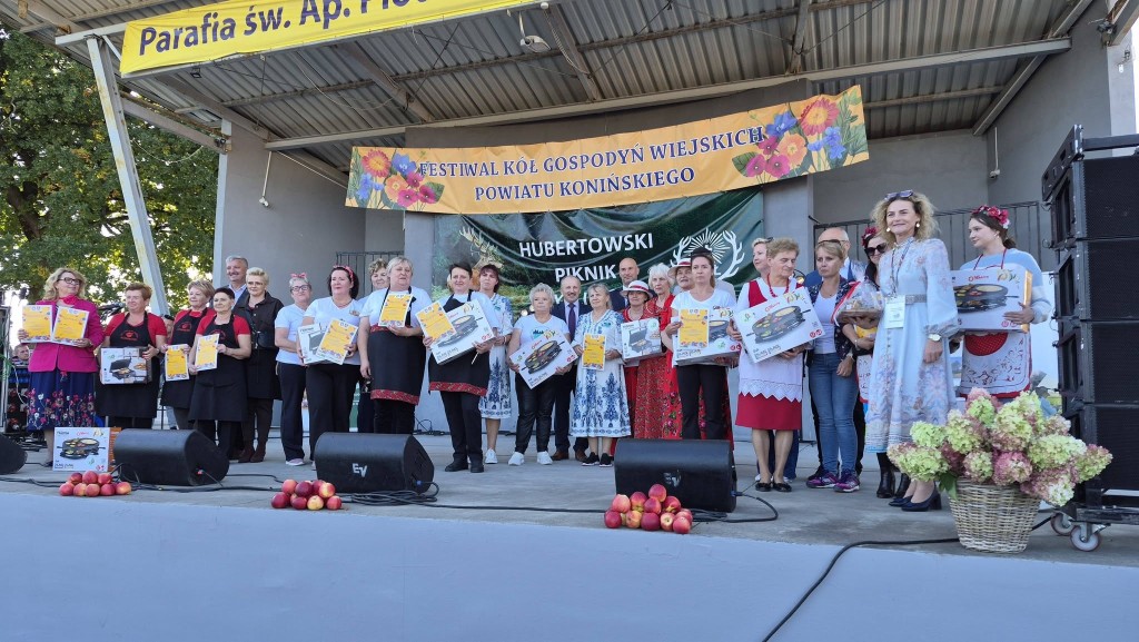 Smak tradycji i sukces KGW w Królikowie Czwartym „K4”! - zdjęcie 4